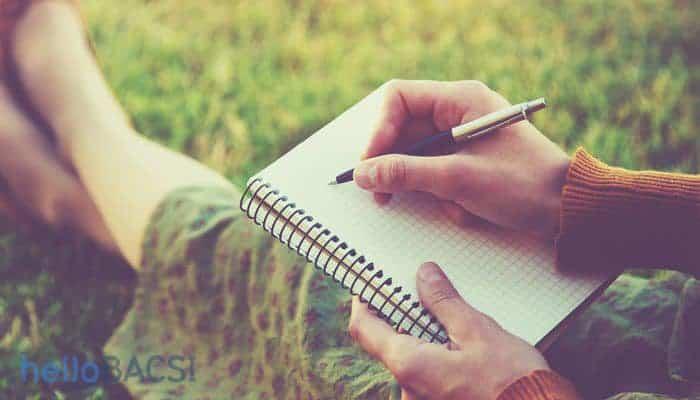 Viết nhật ký để ngủ ngon hơn