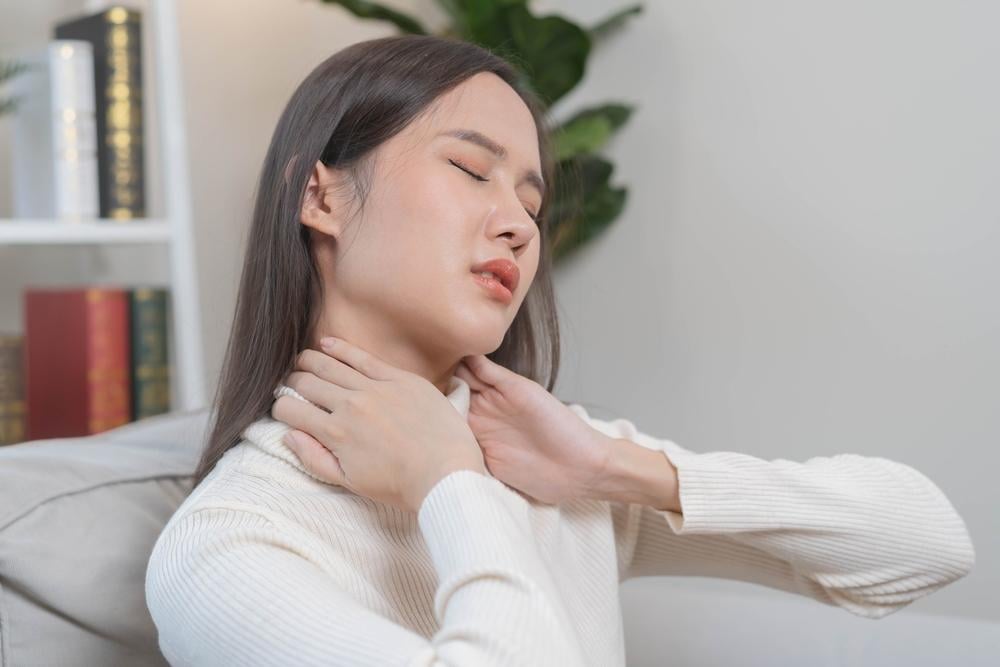 triệu chứng thoái hóa đốt sống cổ 1 