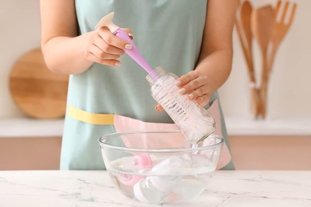 Tỷ lệ pha sữa bột cho trẻ