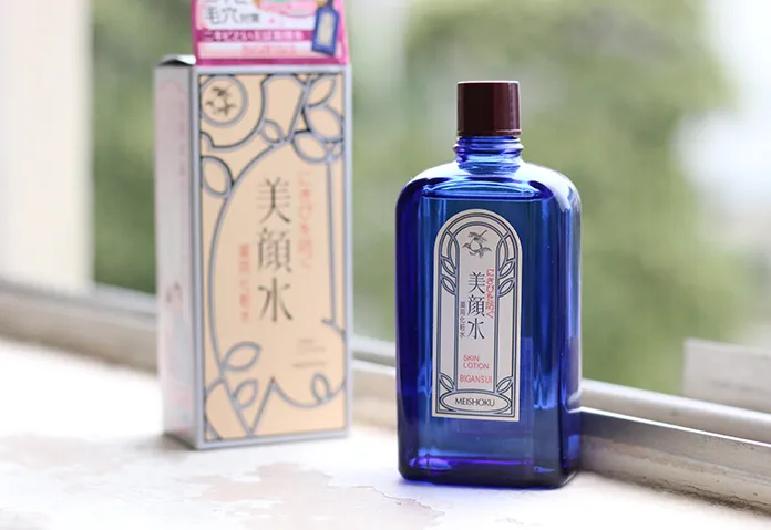 Toner Meishoku Bigansui Medicated Skin Lotion trị mụn