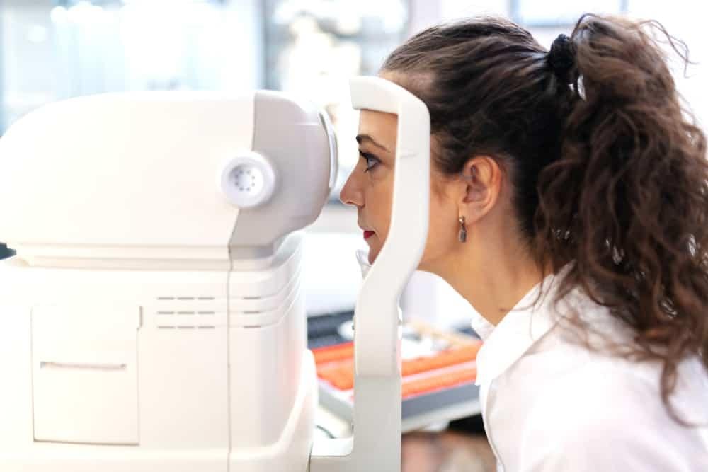 điều trị viễn thị