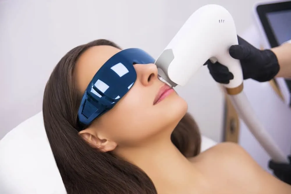 da không đều màu