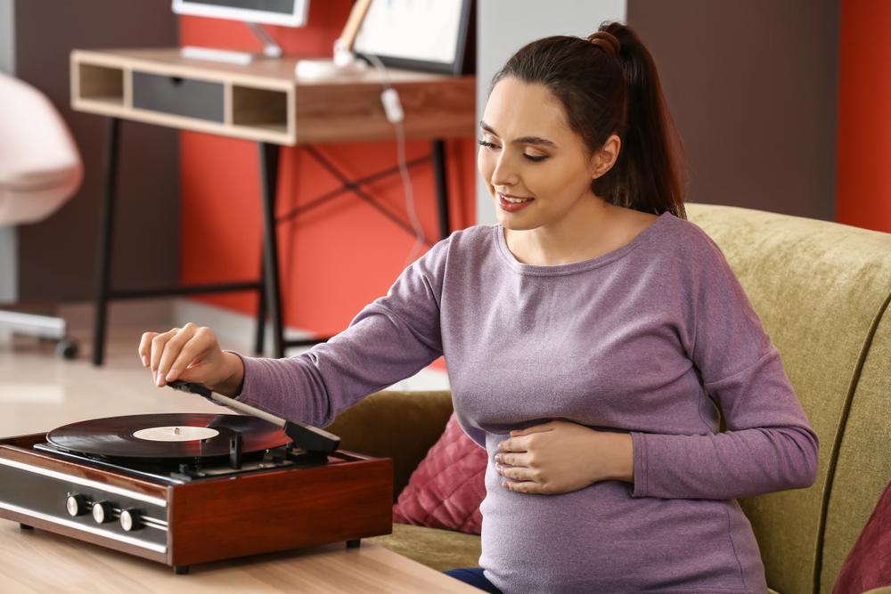 bà bầu nên nghe nhạc gì