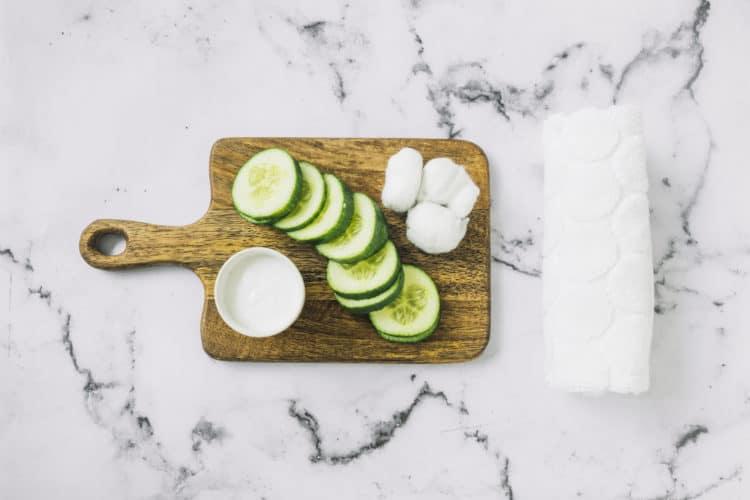 Chăm sóc da tại nhà - dưa leo