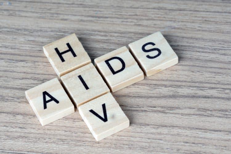 dấu hiệu HIV ở nữ