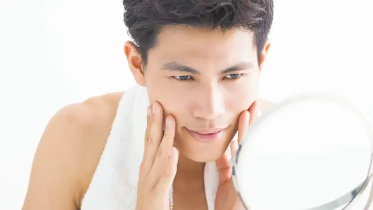 Mụn trứng cá ở nam giới