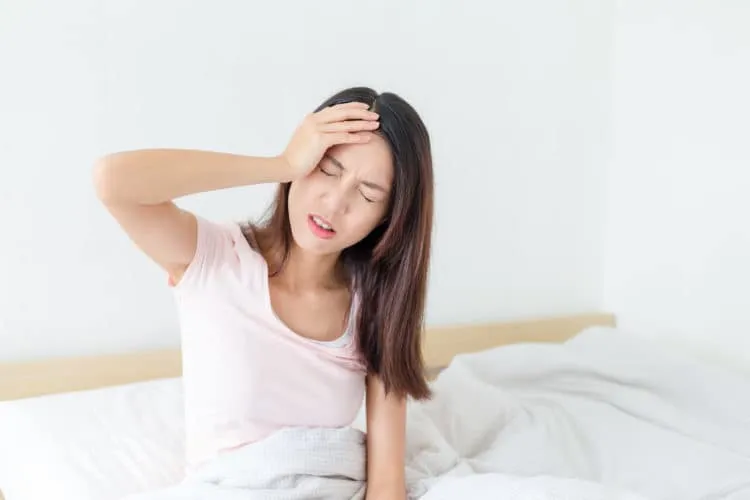 Tác hại của việc sử dụng điện thoại trước khi ngủ