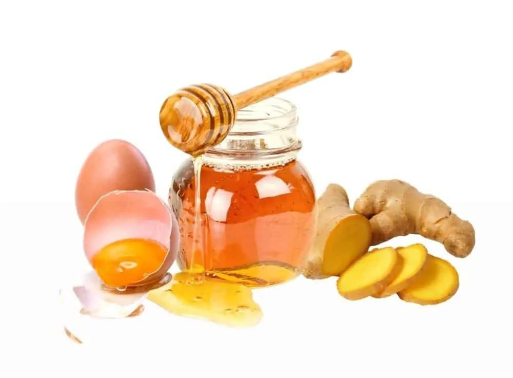 Uống mật ong tăng cân với trứng gà và gừng