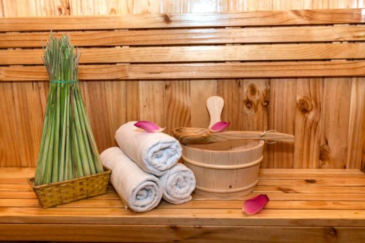 Công dụng của sả: Giúp đuổi côn trùng hiệu quả