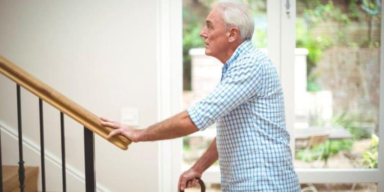 10-bi-quyet-huu-ich-trong-cuoc-song-hang-ngay-cho-nguoi-thoai-hoa-khop-3