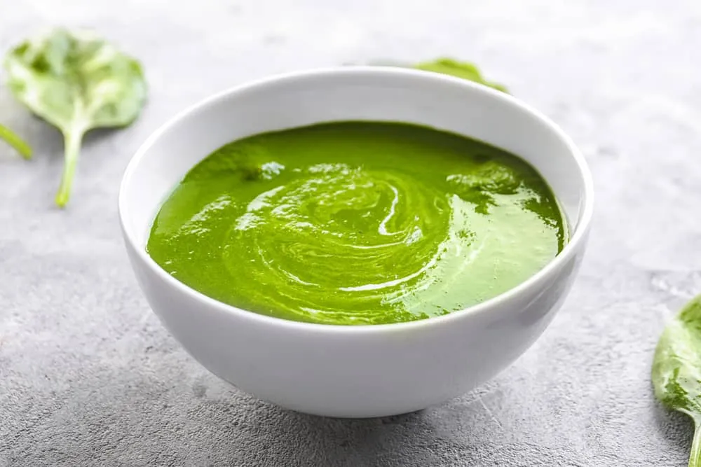 Cách nấu cháo cải bó xôi cho bé ăn dặm.