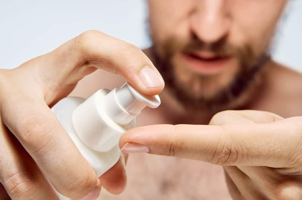 thói quen cạo râu