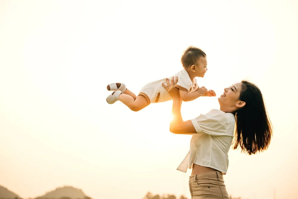 Cách cai sữa cho bé