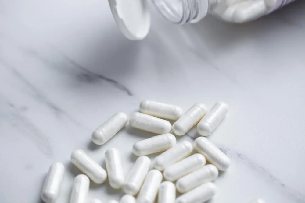 Glucosamine sulfate có thể tương tác với những gì?