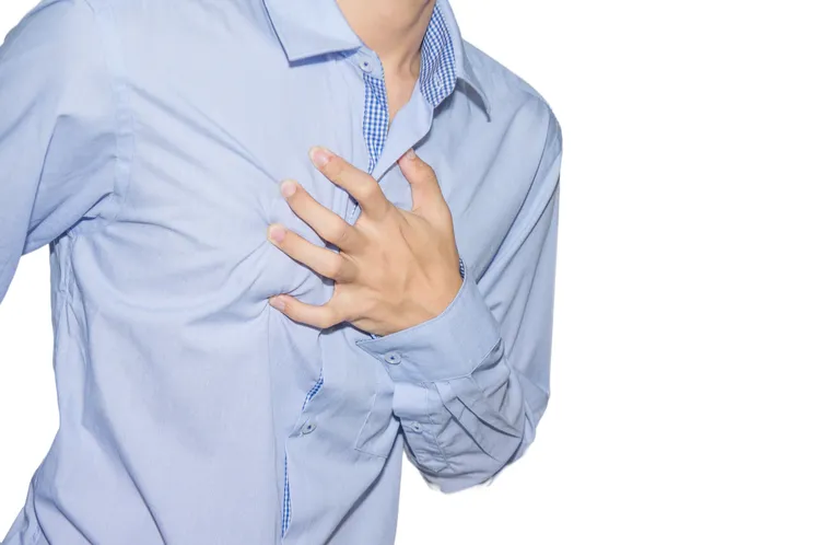 triệu chứng nhịp tim nhanh