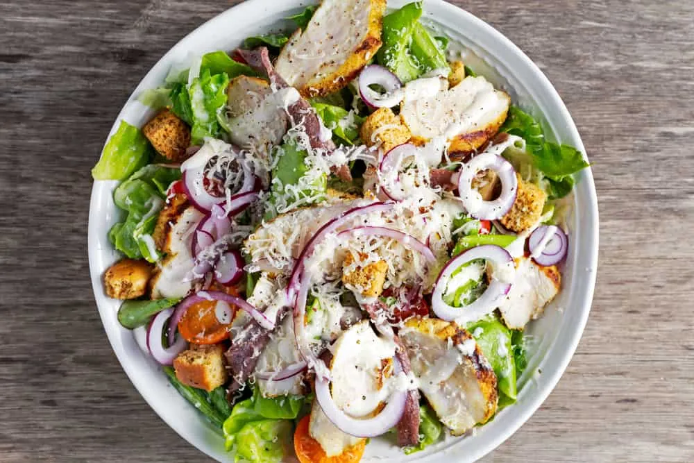 Cách làm salad giảm cân: Salad ức gà