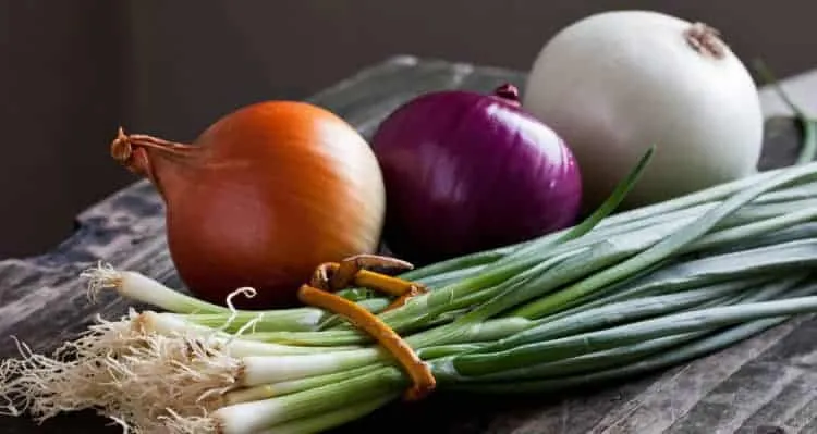 thức ăn tốt cho cậu nhỏ to và dài hơn: hành tây