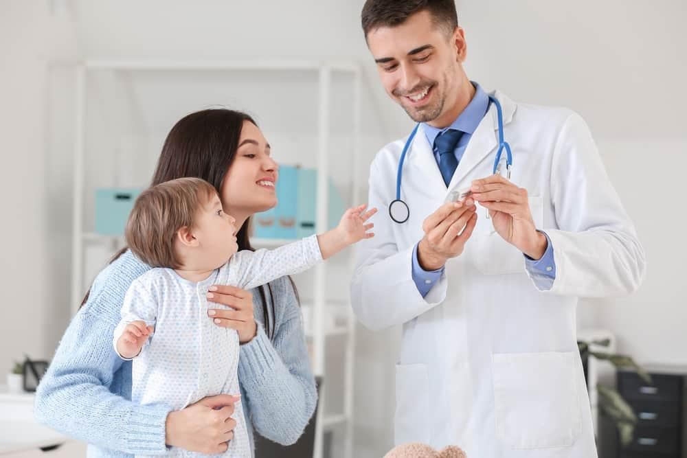 Tiêm chủng dịch vụ