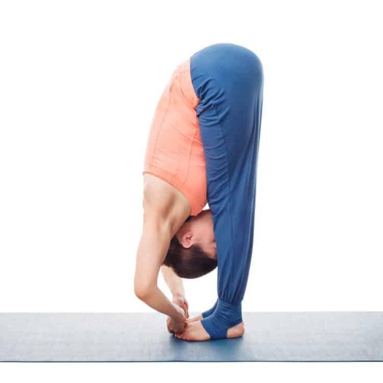 Cúi cong người về phía trước