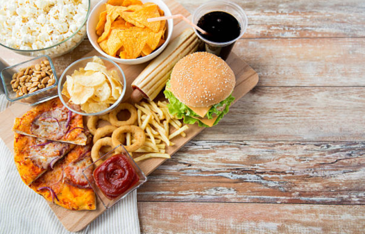 ăn gì khi đi máy bay 2