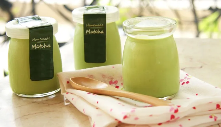 Cách làm sữa chua từ trà xanh