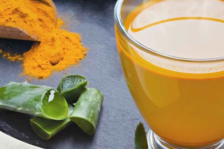 mặt nạ tinh bột nghệ