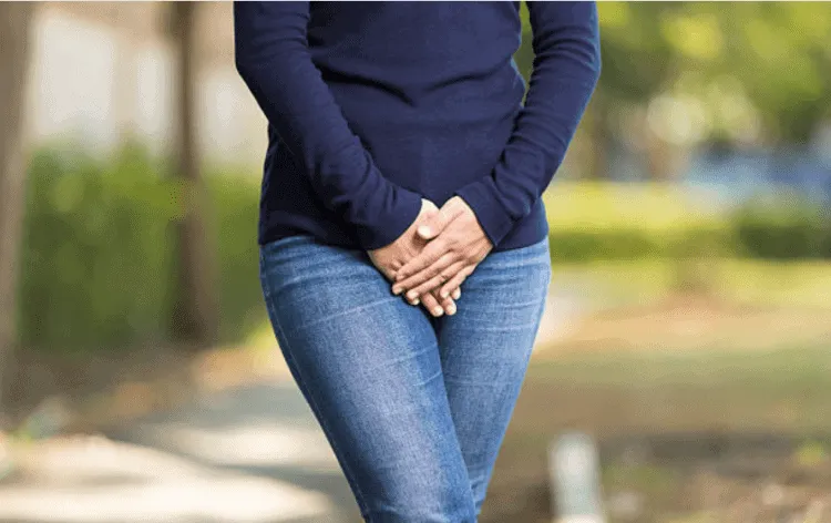 bị sưng vùng kín sau khi quan hệ