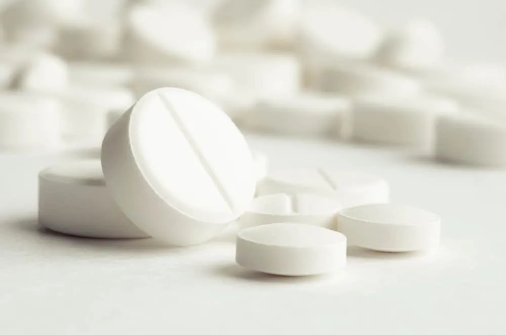 cách tẩy giun sán cho người lớn