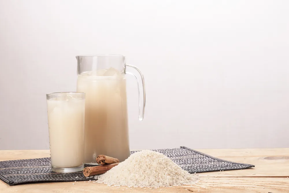 lợi ích của nước cơm cho bé