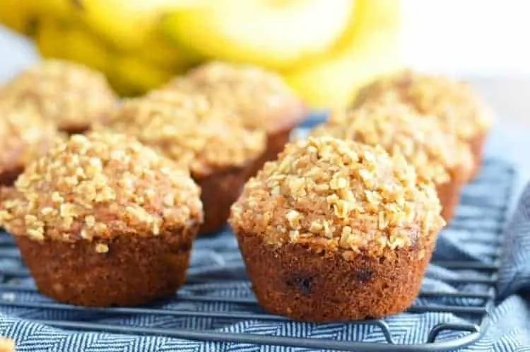 Chế biến yến mạch thành bánh muffin