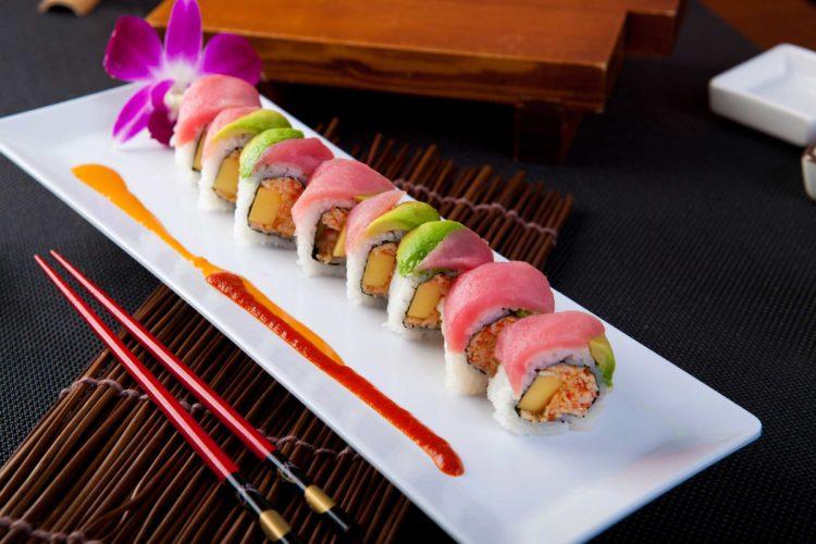 Cách ăn sushi với quá nhiều cơm cuộn cay