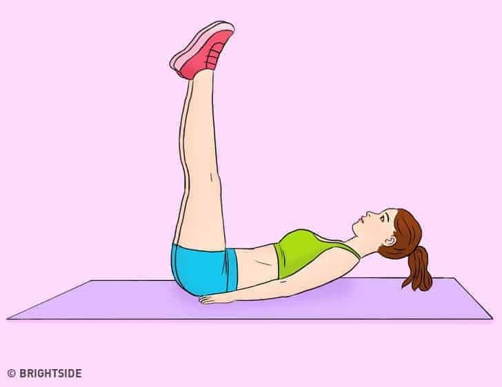 gập eo giúp giảm mỡ bụng sau sinh