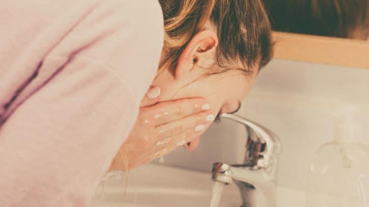 các bước chữa mụn đầu đen