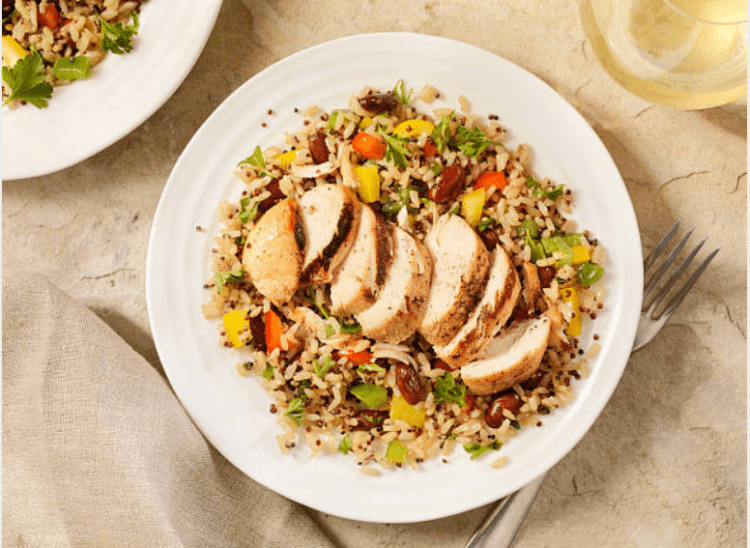 gạo lứt giảm cân - salad gạo lứt