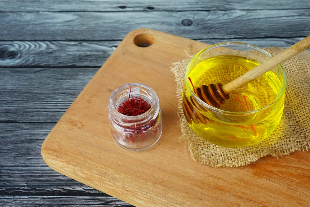 Lưu ý khi sử dụng nhụy hoa nghệ tây