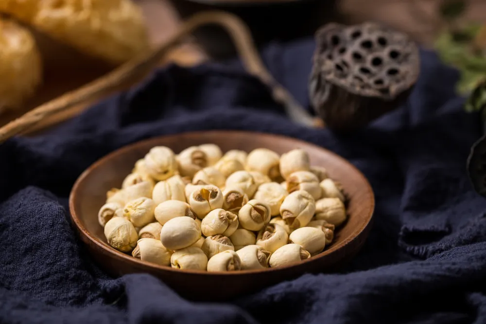 Bà bầu ăn quá nhiều hạt sen liệu có tốt không?