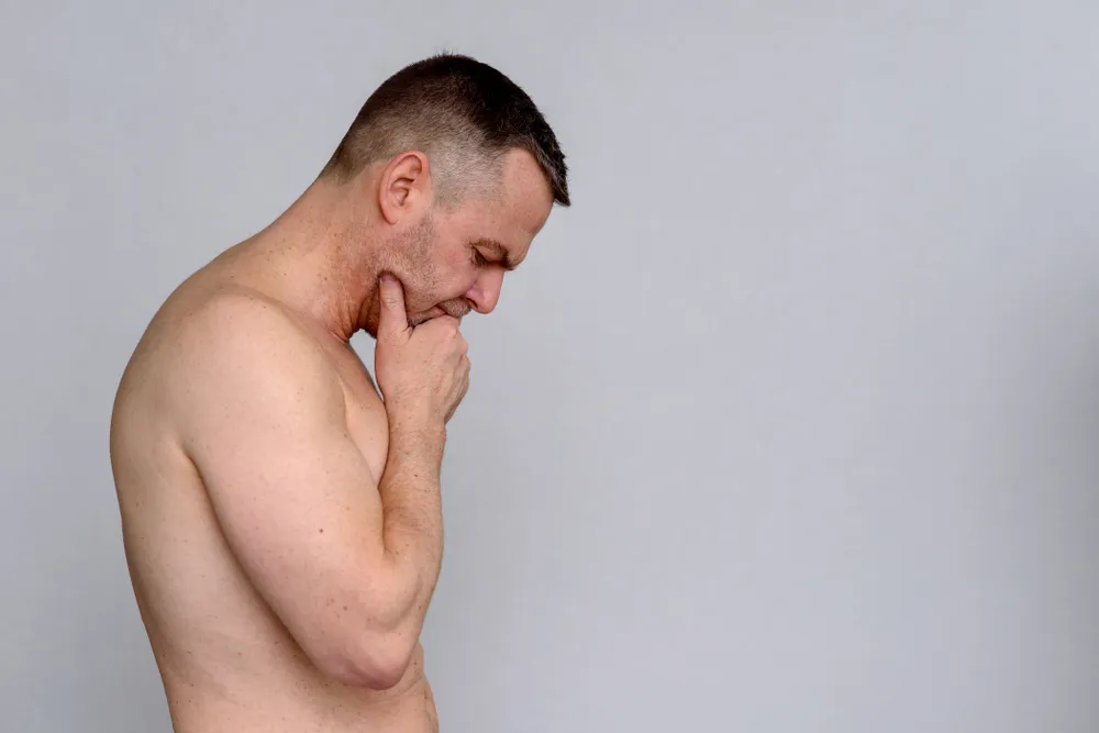 dương vật có mùi hôi do nhiễm trùng đường tiết niệu