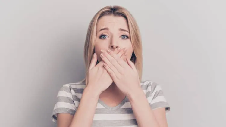 Nấc cụt kéo dài là dấu hiệu bệnh gì?