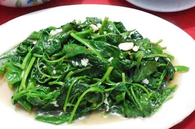 Cách nấu mồng tơi xào tỏi