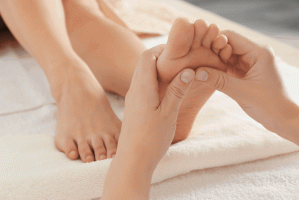 Massage sau sinh tại nhà