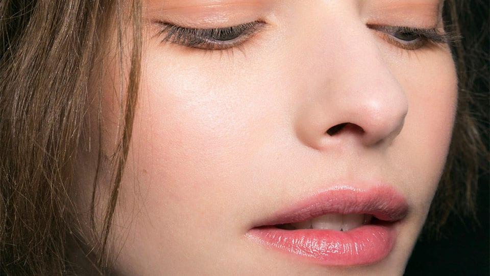 Nặn mụn đúng cách 4