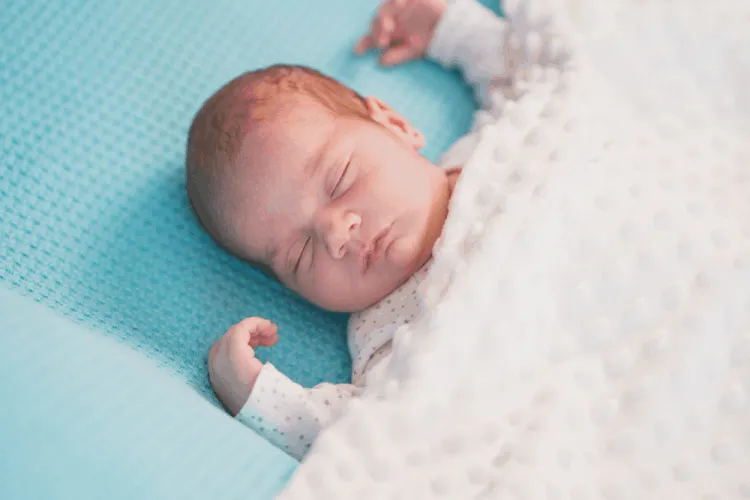 triệu chứng tăng nhãn áp bẩm sinh