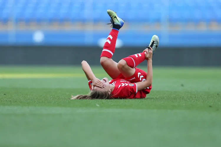 chấn thương trong bóng đá