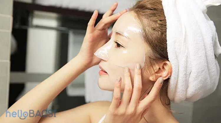 đắp mặt nạ hydrogel