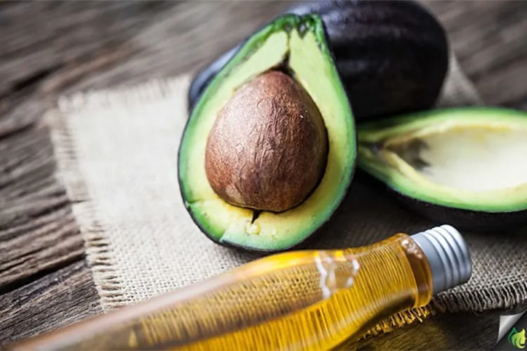 mặt nạ bơ cho da hỗn hợp