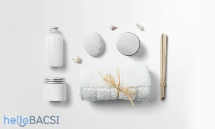 Tránh sử dụng mỹ phẩm dạng kem