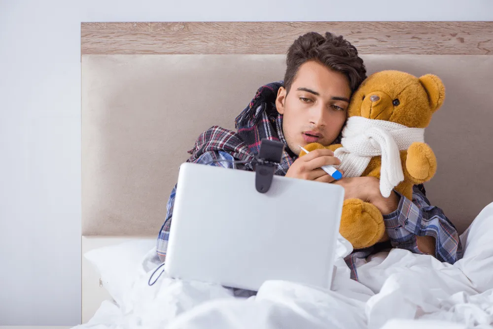 Bệnh tay chân miệng ở người lớn