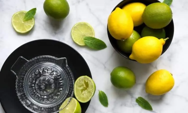 trị sẹo mụn tại nhà bằng chanh