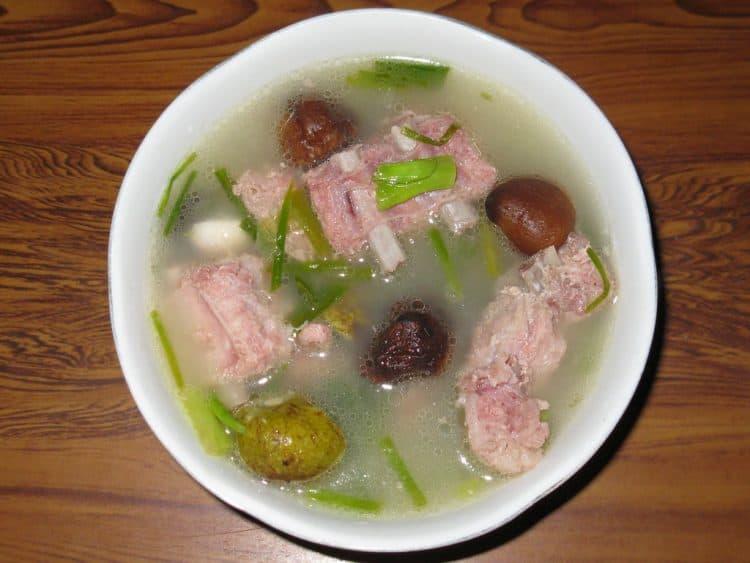 Cách làm canh sườn nấu sấu