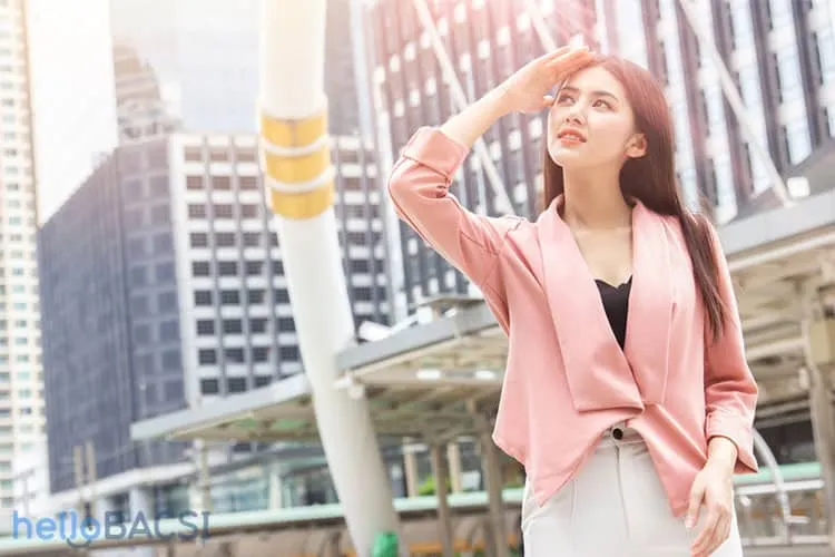 nếp nhăn vùng mắt